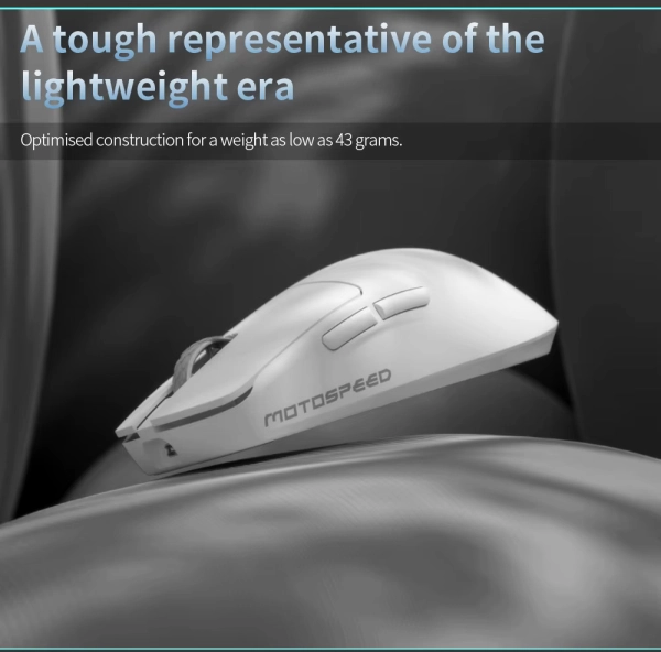 Darmoshark X6 MAX Dual-Mode 2.4G/USB-C PAW3950 White