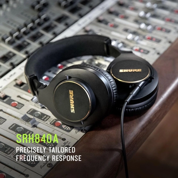 Професійні навушники Shure SRH840A Чорні