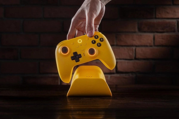 8BitDo Ultimate 2 Bluetooth Геймпад Switch, Switch 2, ПК з Windows, TMR, Еффект Холла Yellow